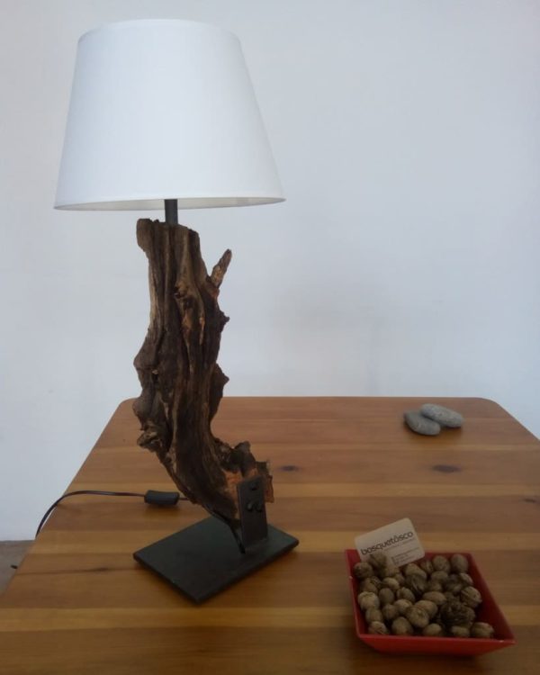 Lámpara de mesa de tronco de madera natural de pino